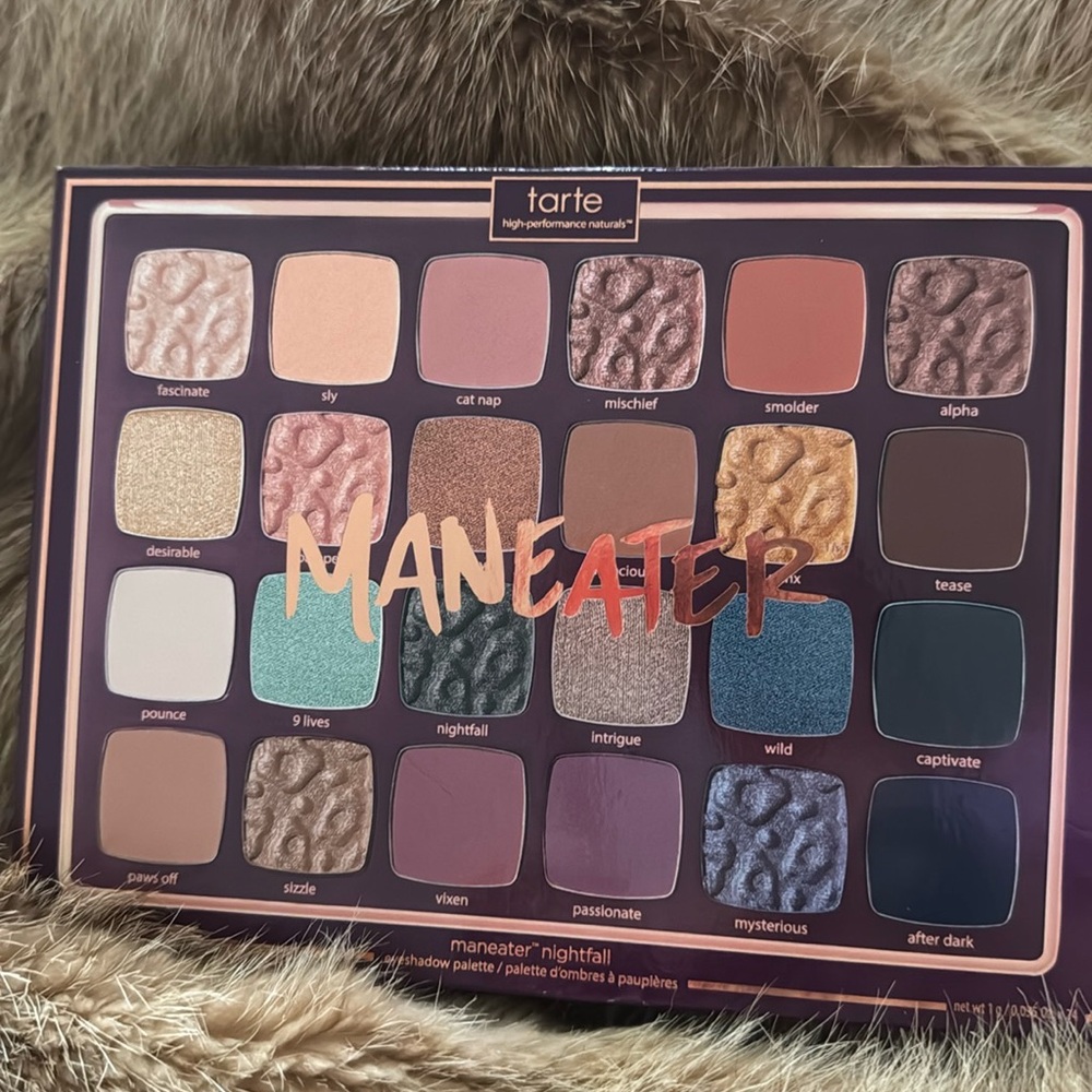Tarte Maneater eyeshadow palette